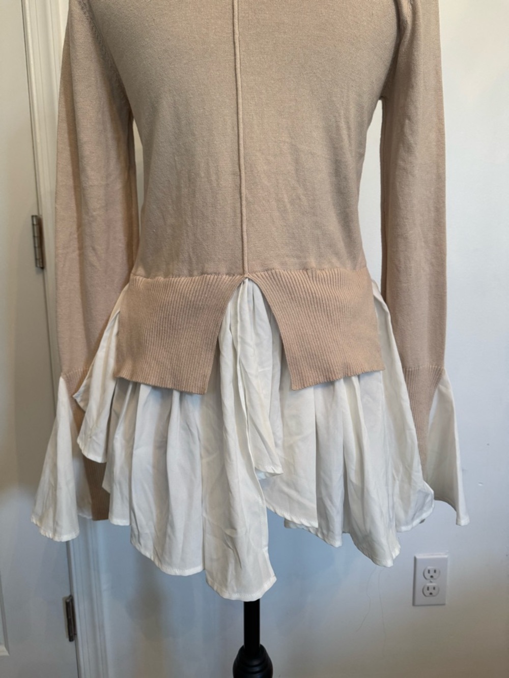 English Factory Sweater - Picture 3 of 4